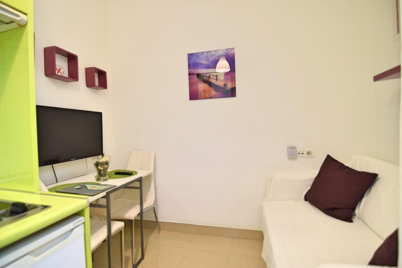 מאלגה Apartamentos Marques De La Merced מראה חיצוני תמונה